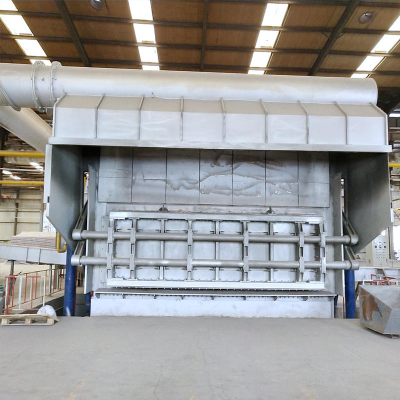 Reflective copper smelting furnace