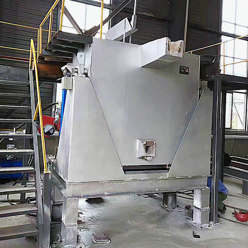 Crucible aluminum melting furnace